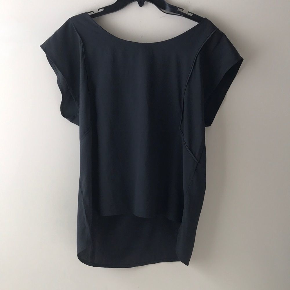 American Eagle black step hem top medium
